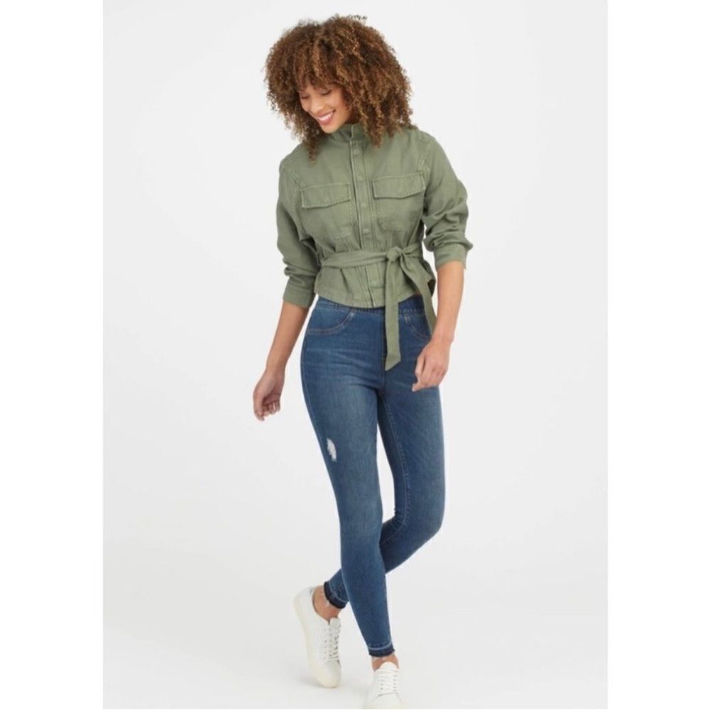 Spanx Distressed Pull On Ankle Skinny Jeans, Medium Wash- Size Medium